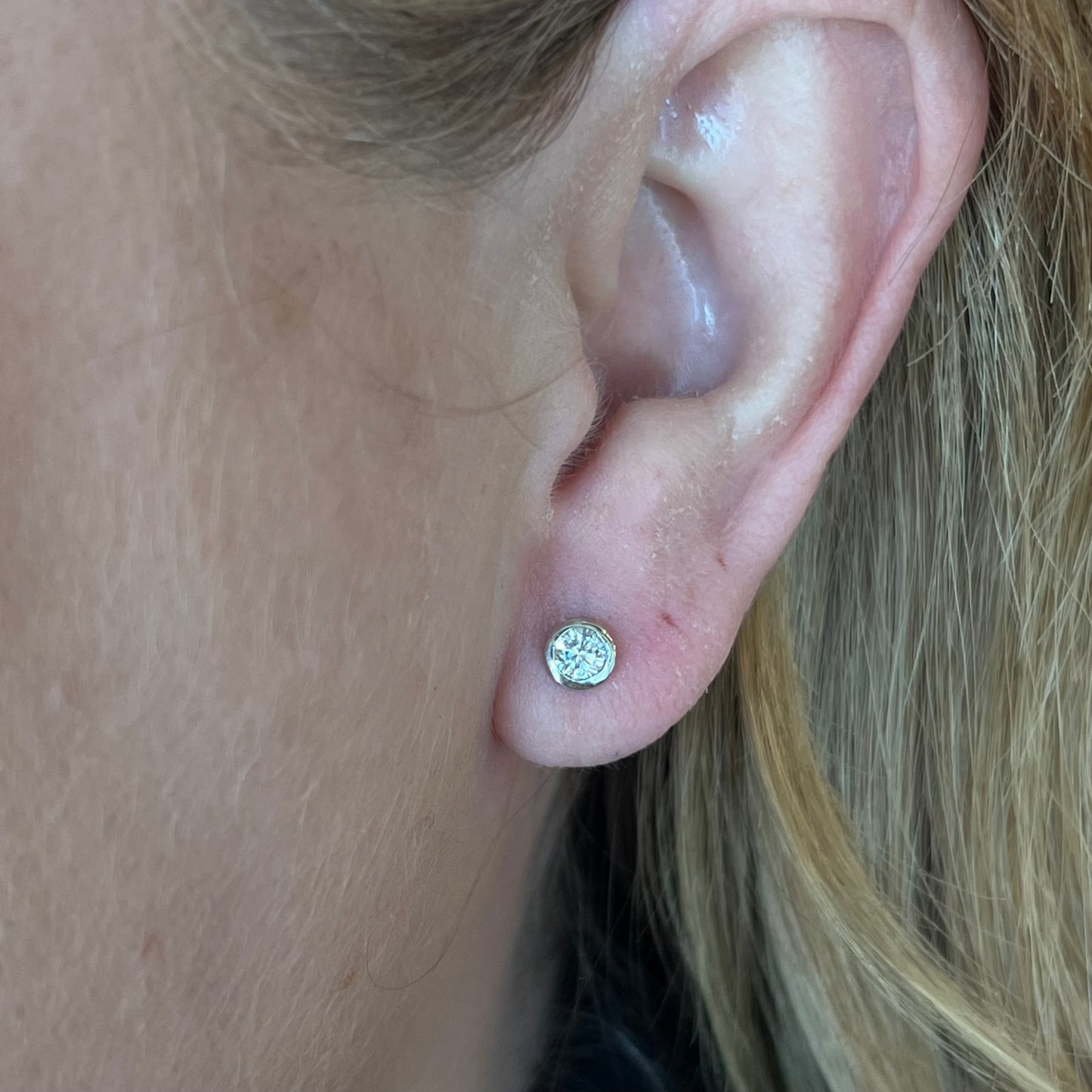Bezel Set Stud Earrings w/ Diamonds in 14k White Gold
