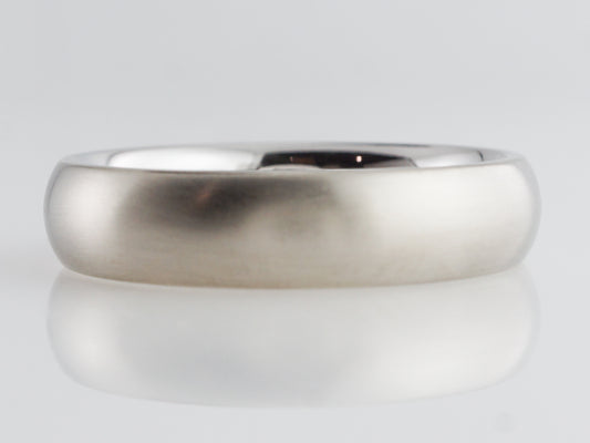 Men's Round Wedding Band w/ Brushed Finish in 14k