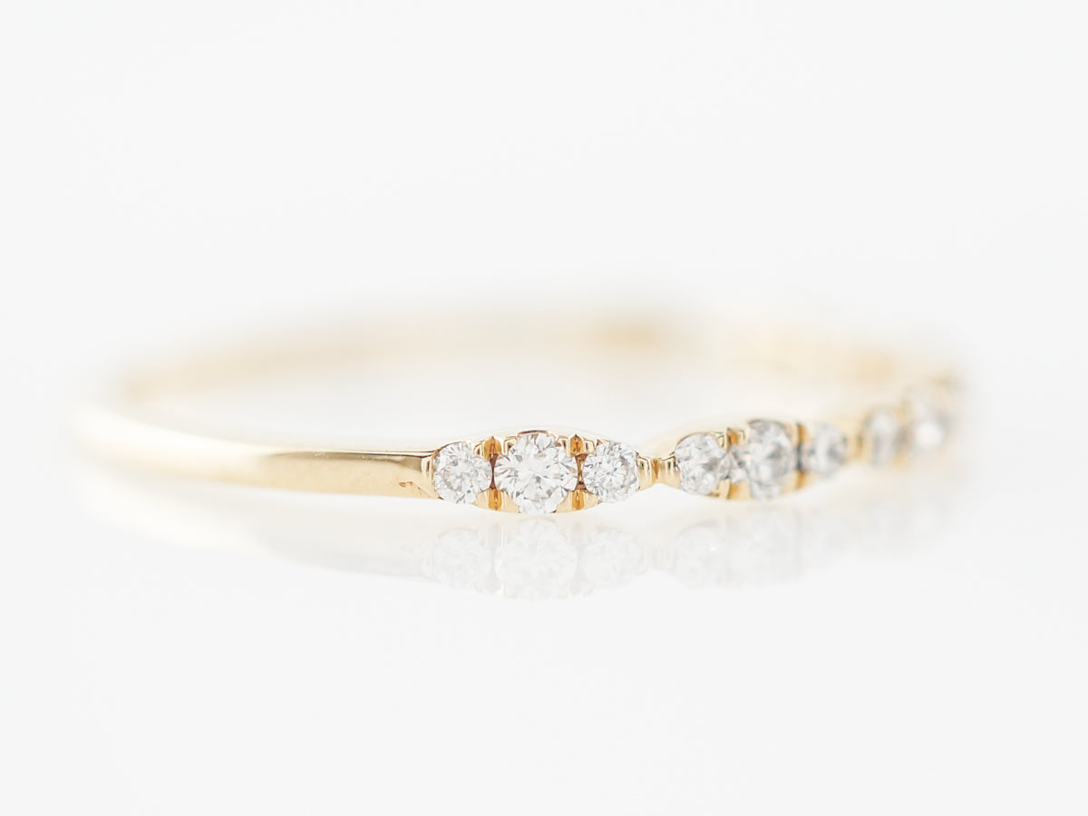 Modern .21 Diamond Wedding Band in Yellow Gold