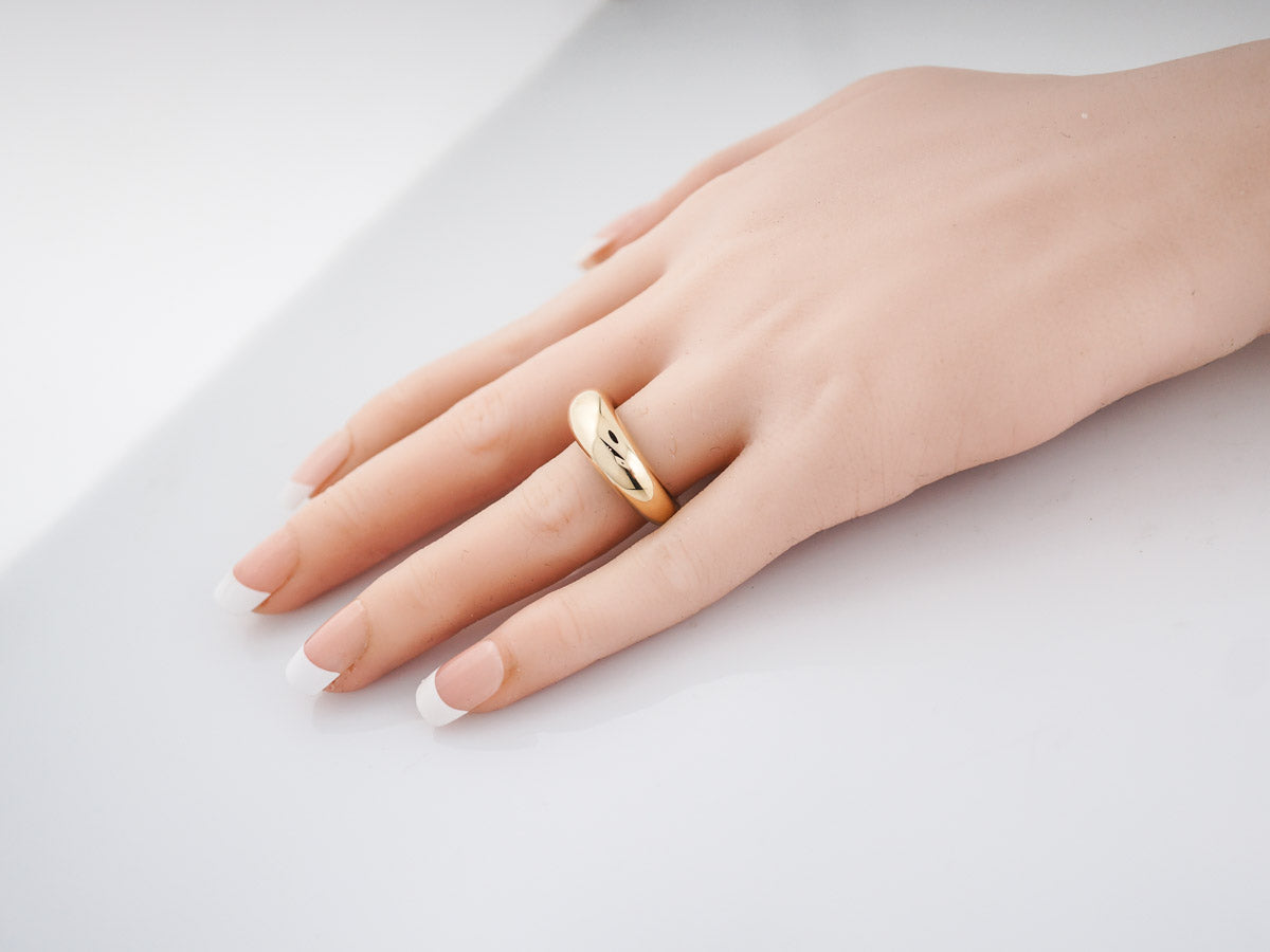 Modern Chaumet Right Hand Ring in 18k Yellow Gold