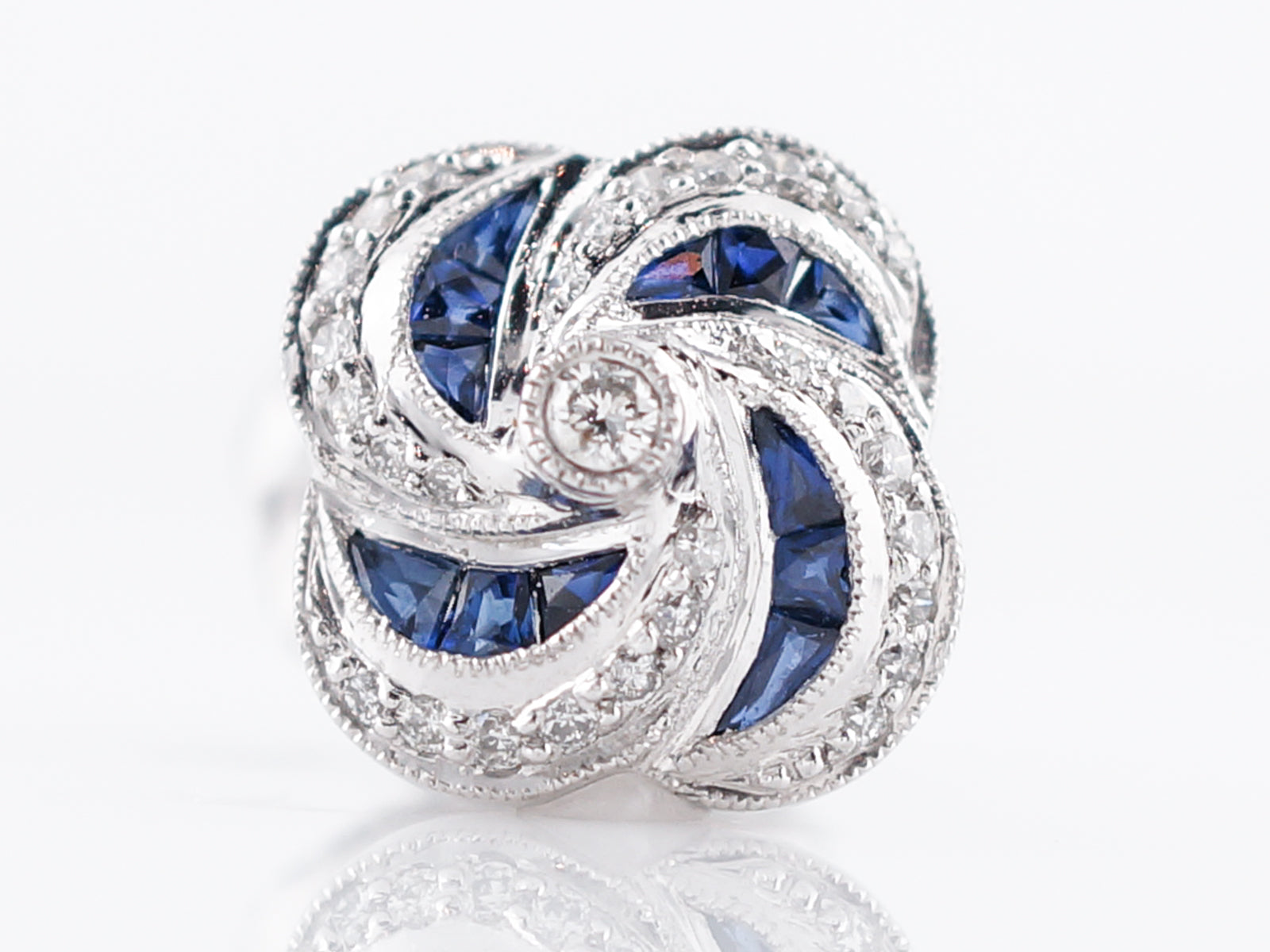 Modern Cufflinks 2.19 Sapphire & Diamonds in Platinum