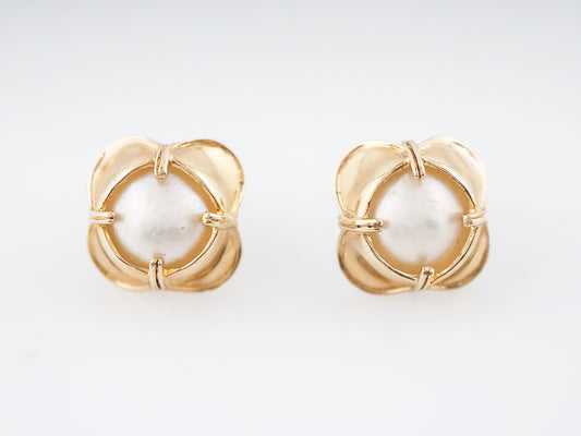 Modern Earrings Mabe Pearl in 18k Yellow Gold