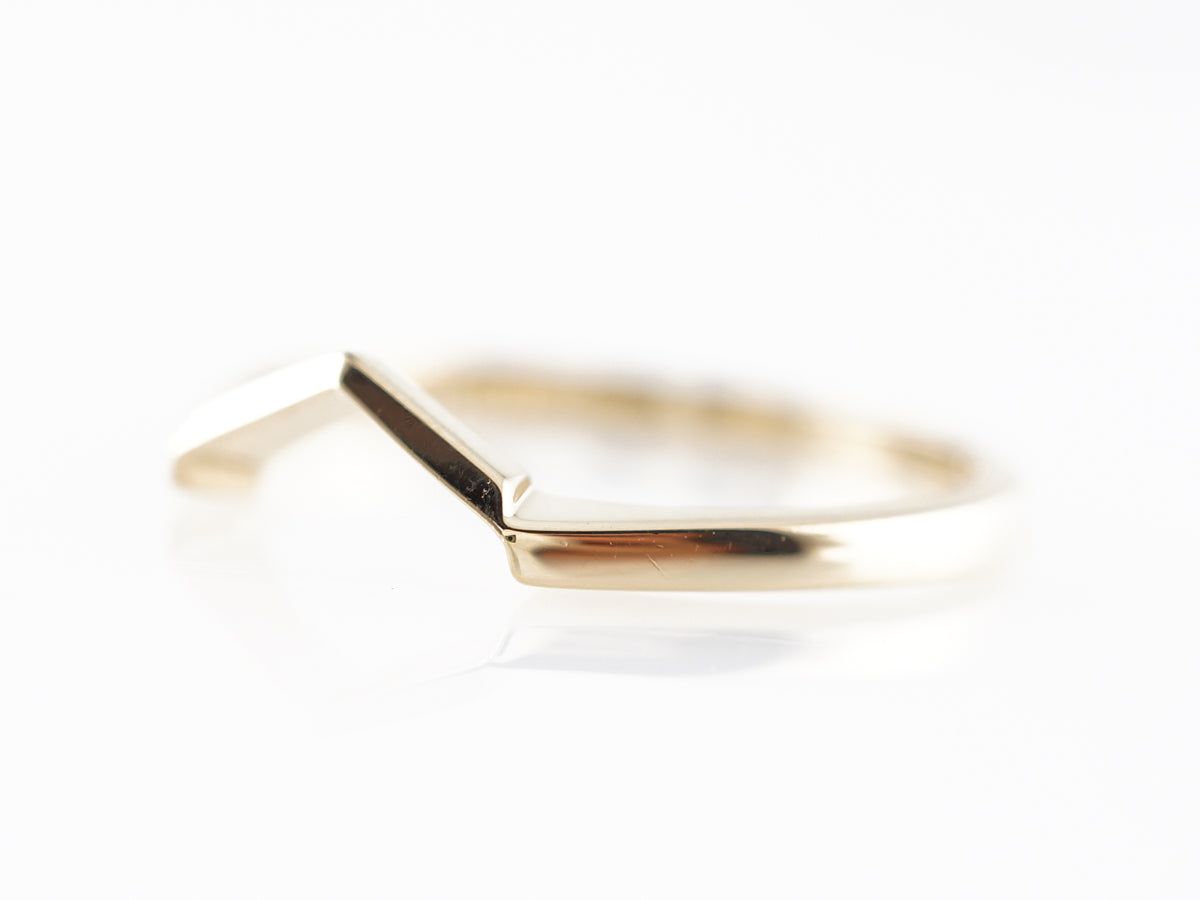 Geometric Curved Wedding Band in 14k Yellow Gold