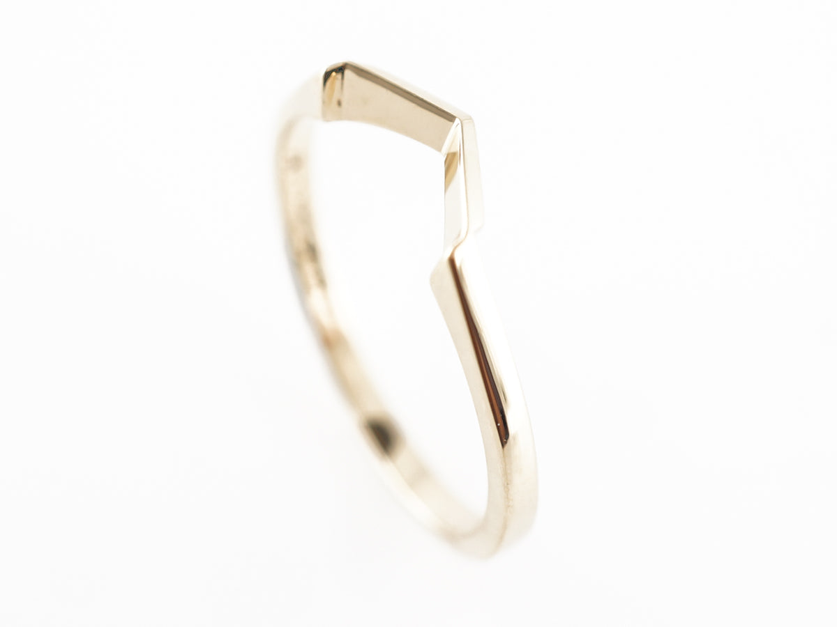 Geometric Curved Wedding Band in 14k Yellow Gold