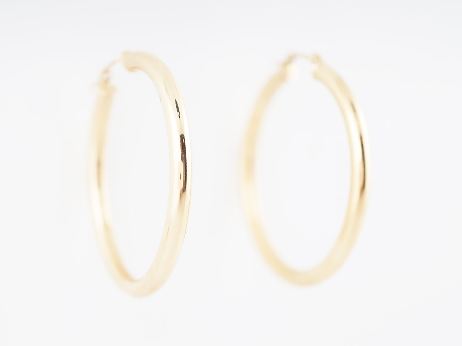 Modern Hoop Earrings in 14k Yellow Gold