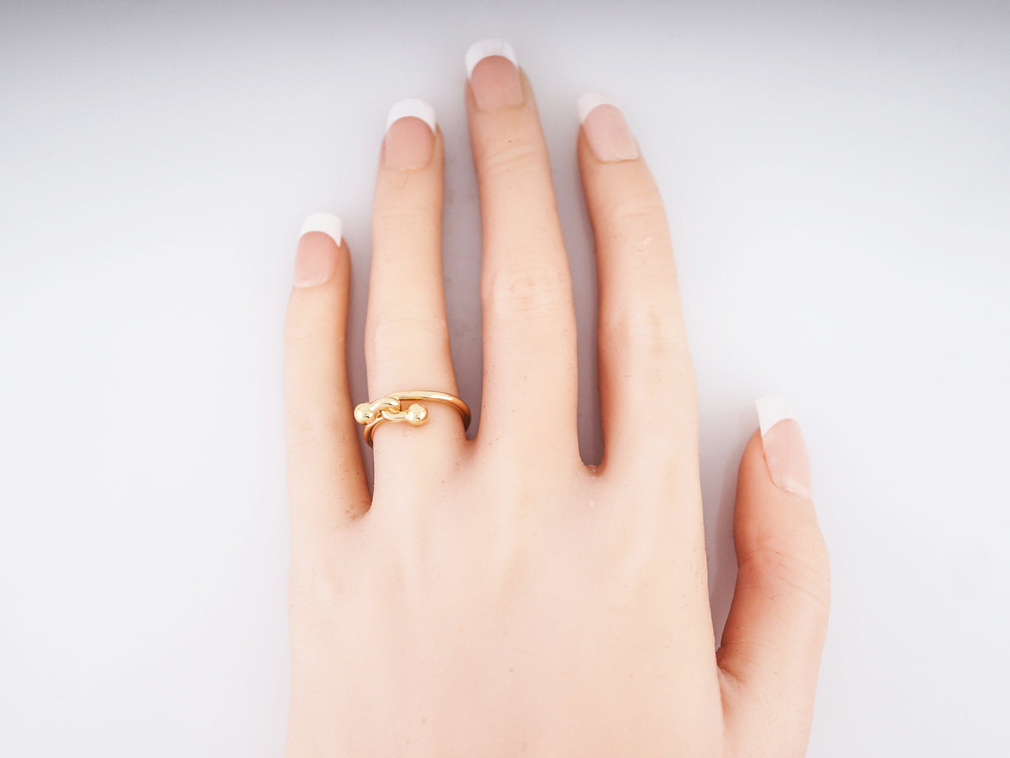 Modern Right Hand Ring Tiffany & Co in 14k Yellow Gold