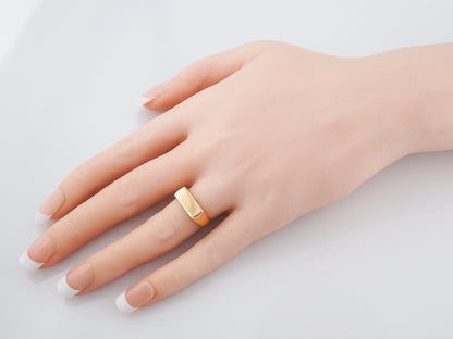 Signet Right Hand Ring Modern in 20k Yellow Gold