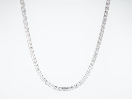 Necklace Modern 5.10 Round Brilliant Cut Diamond in Platinum
