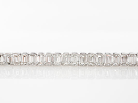18 Carat Emerald Cut Diamond Straight Line Bracelet