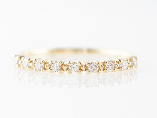 Prong Set Diamond Wedding Band in 18k Yellow Gold