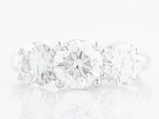 Right Hand Ring Modern 2.54 ctw GIA Round Brilliant Cut Diamonds in 18K White Gold