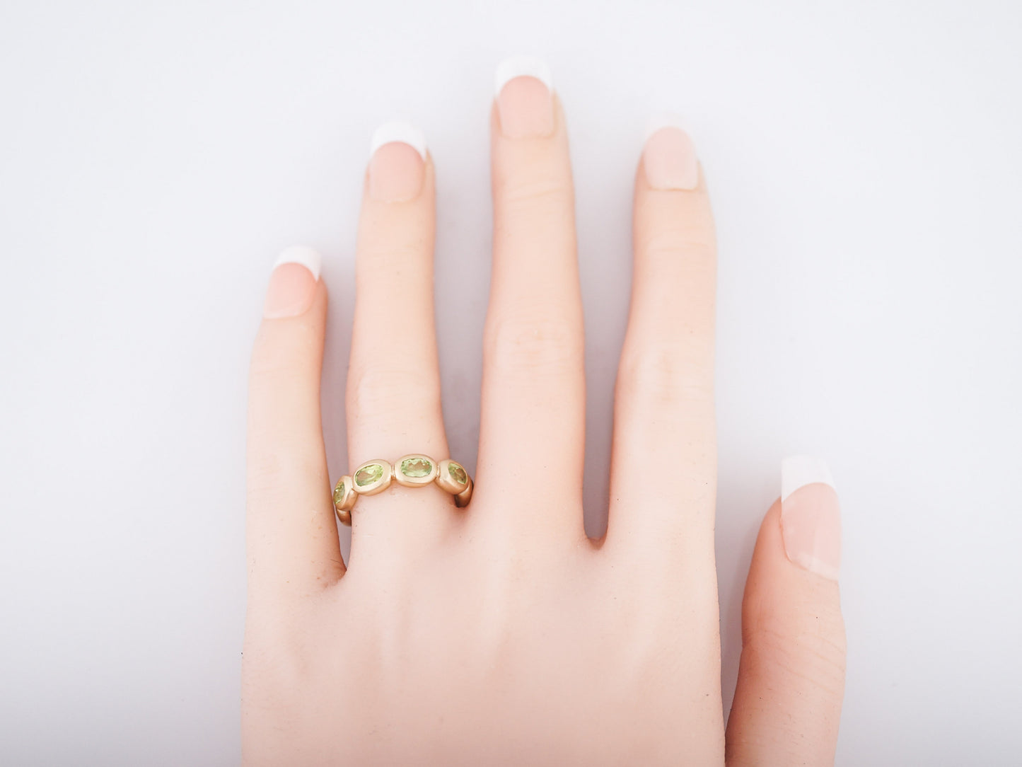 Right Hand Ring Modern 2.97 Oval Cut Peridot in 14K Yellow Gold