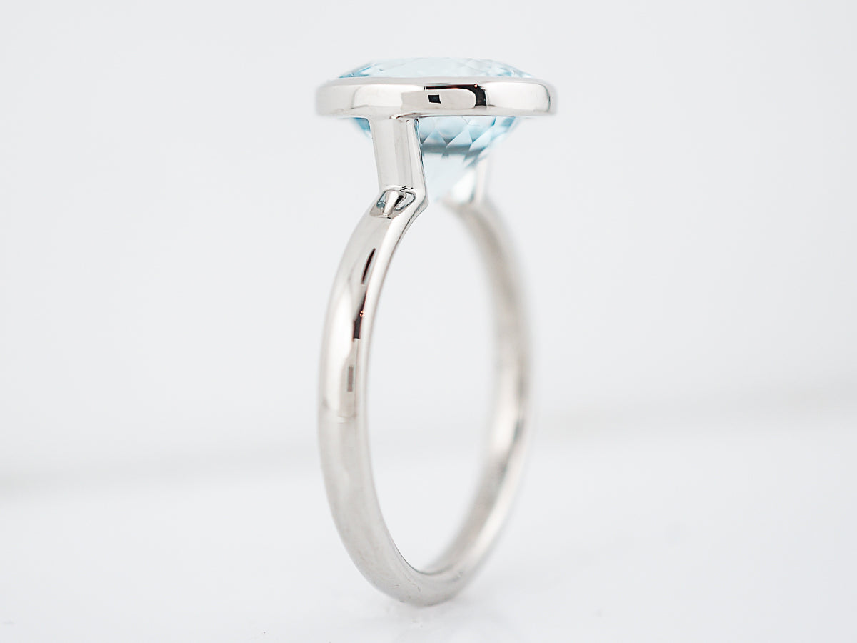 Modern 4.45 Round Brilliant Cut Aquamarine Ring in Platinum