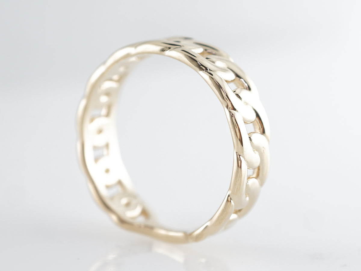 Linked Wedding Band in 14k Yellow Gold