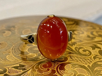 Victorian Cabochon Carnelian Cocktail Ring 14k Yellow Gold