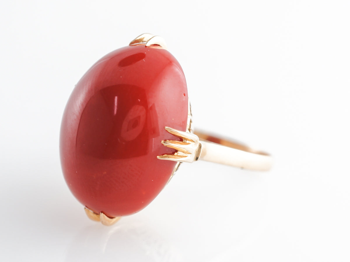 Vintage Mid-Century Coral Ring in 18K Yellow Gold