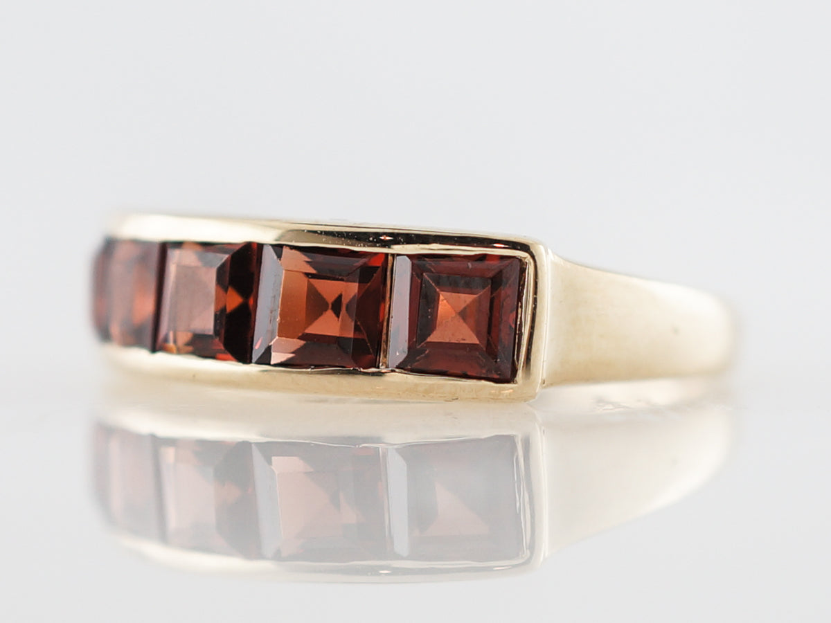 Vintage Garnet Right Hand Ring in Yellow Gold