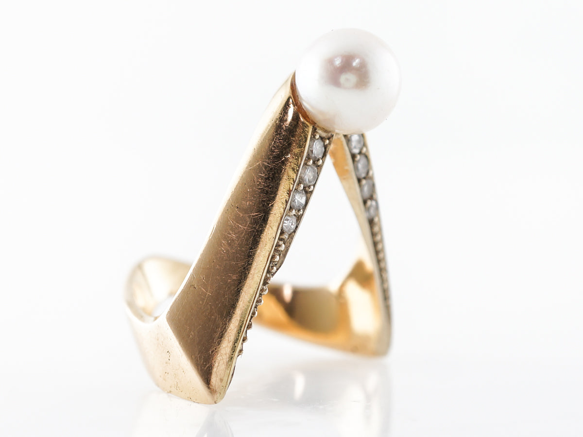 Pearl & Diamond Ring in Yellow Gold