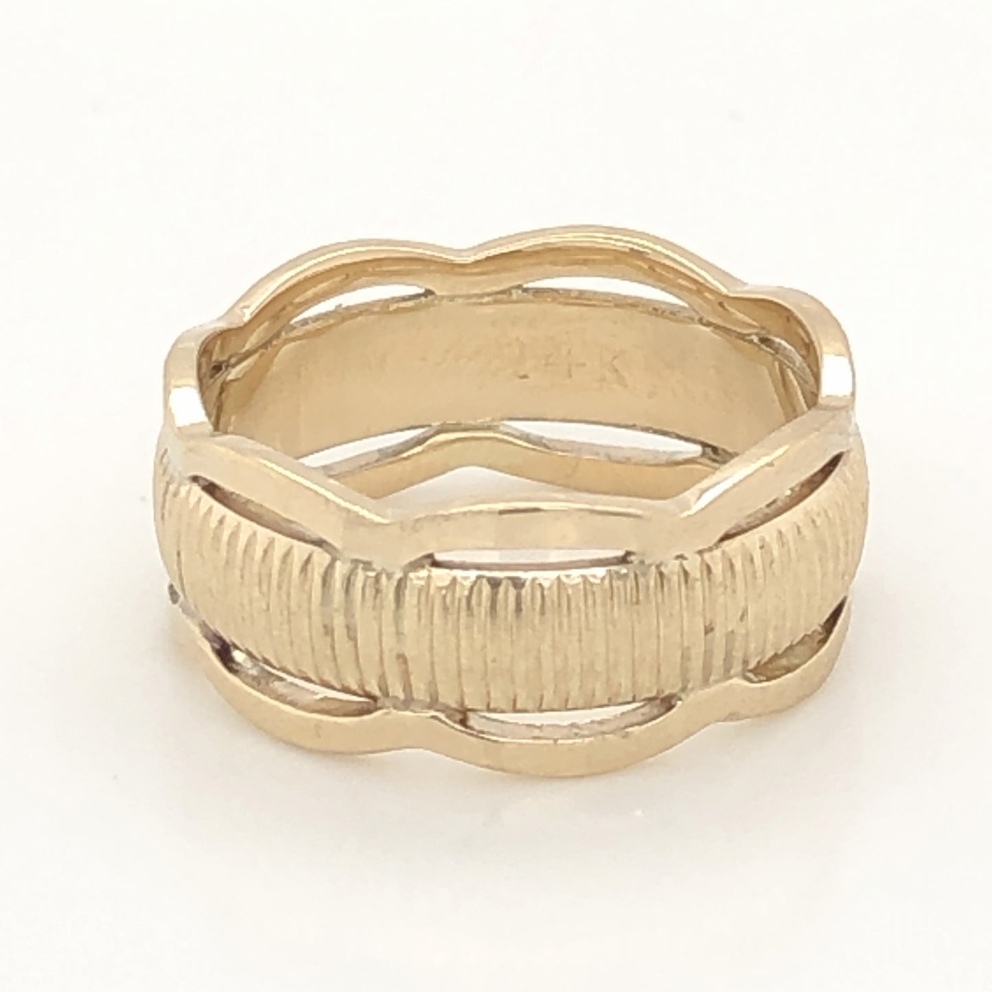 Vintage Mid-Century Wedding Band in 14k Yellow Gold