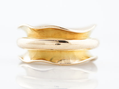 Right Hand Ring Modern in 18k Yellow Gold