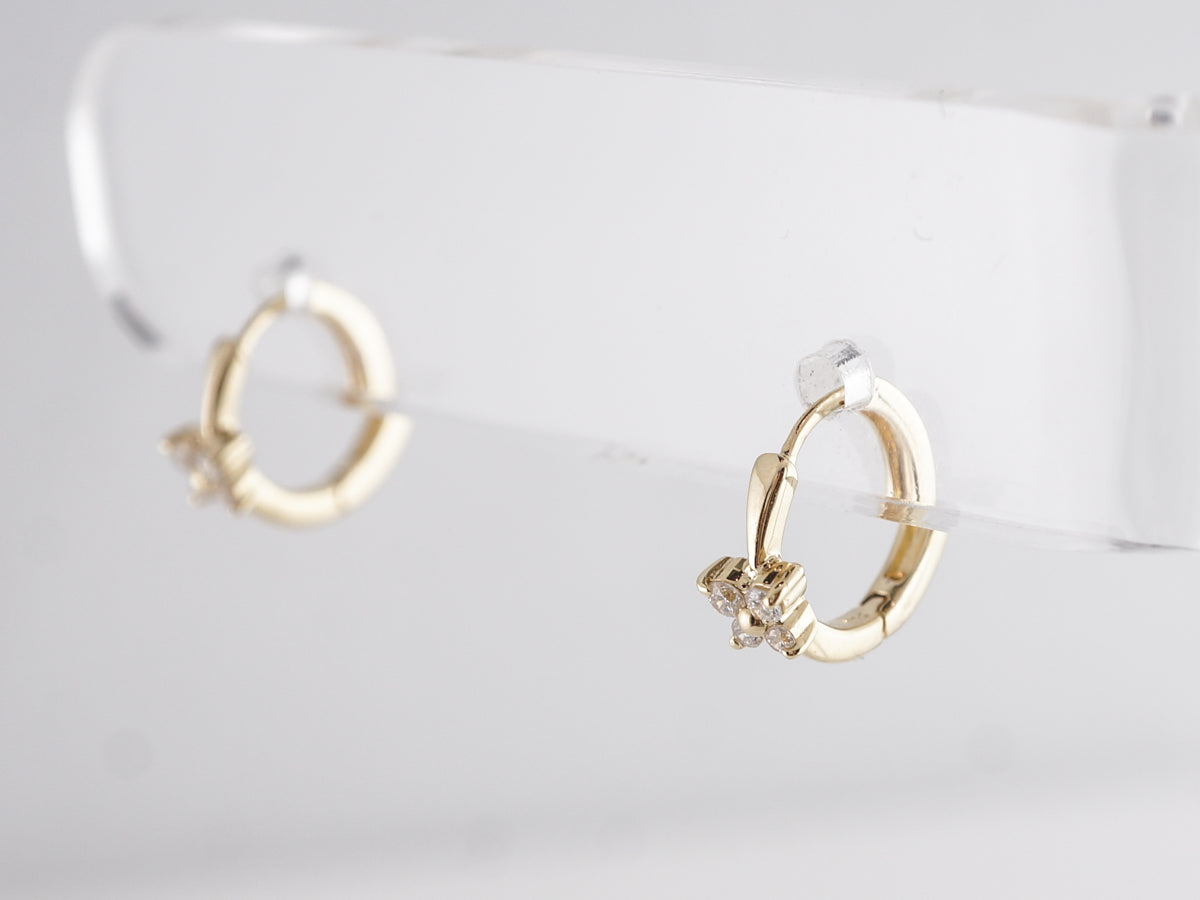 Cluster Earrings w/ Round Brilliant Diamonds in Yellow Gold