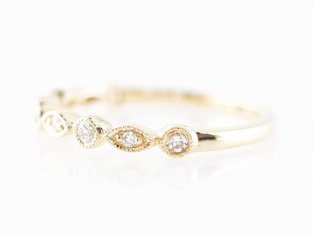 Diamond Milgrain Yellow Gold Wedding Band in 14k